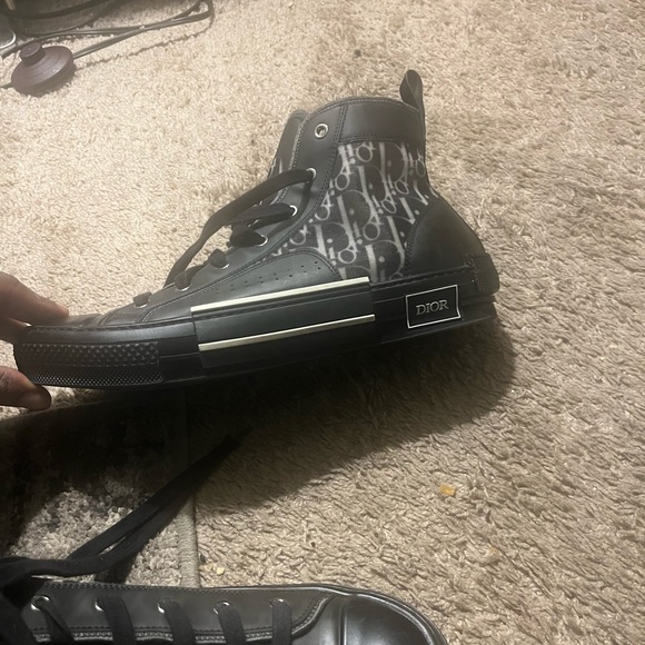 Dior sneakers size 10.5 - Picture 4 of 4